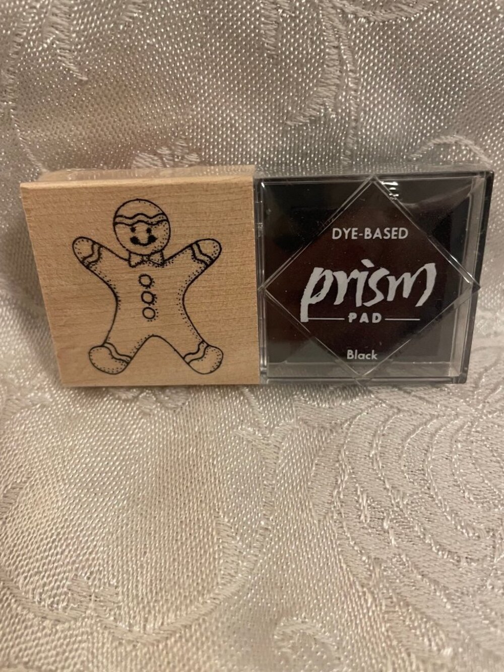 1996 Rubber Stampede Gingerbread Stamp with Wood Top and Black Prism Ink Pad Set